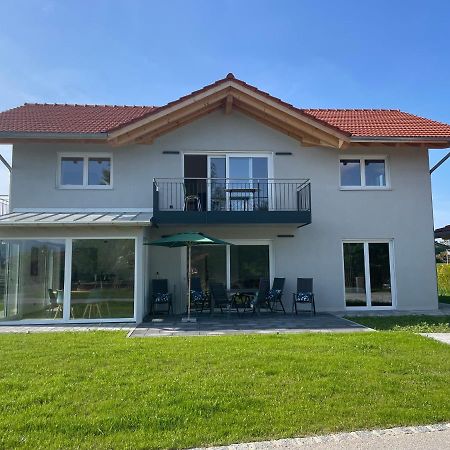 Apartamento Neubau Gruener Wolpertinger Designwhg 106Qm Barrierefrei Breitbrunn am Chiemsee Exterior foto