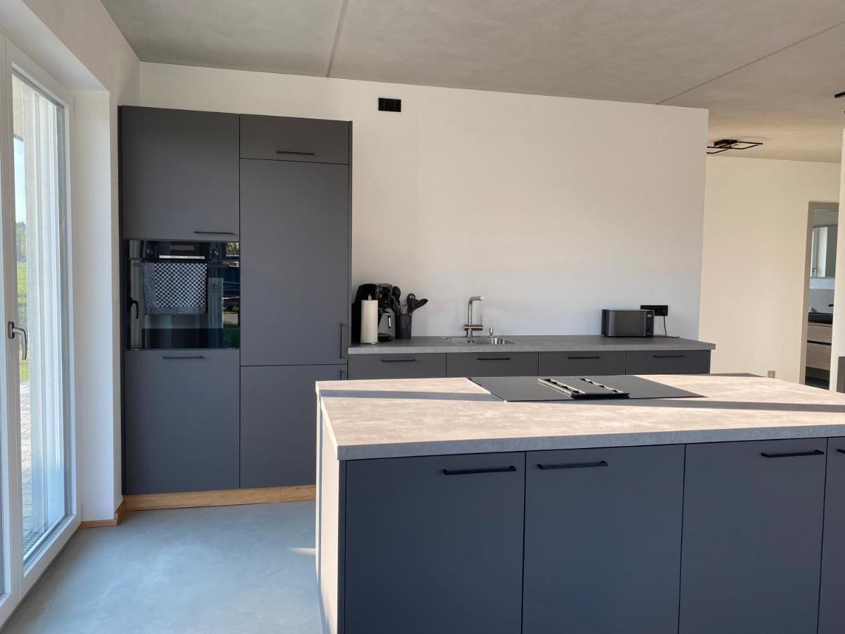 Apartamento Neubau Gruener Wolpertinger Designwhg 106Qm Barrierefrei Breitbrunn am Chiemsee Exterior foto